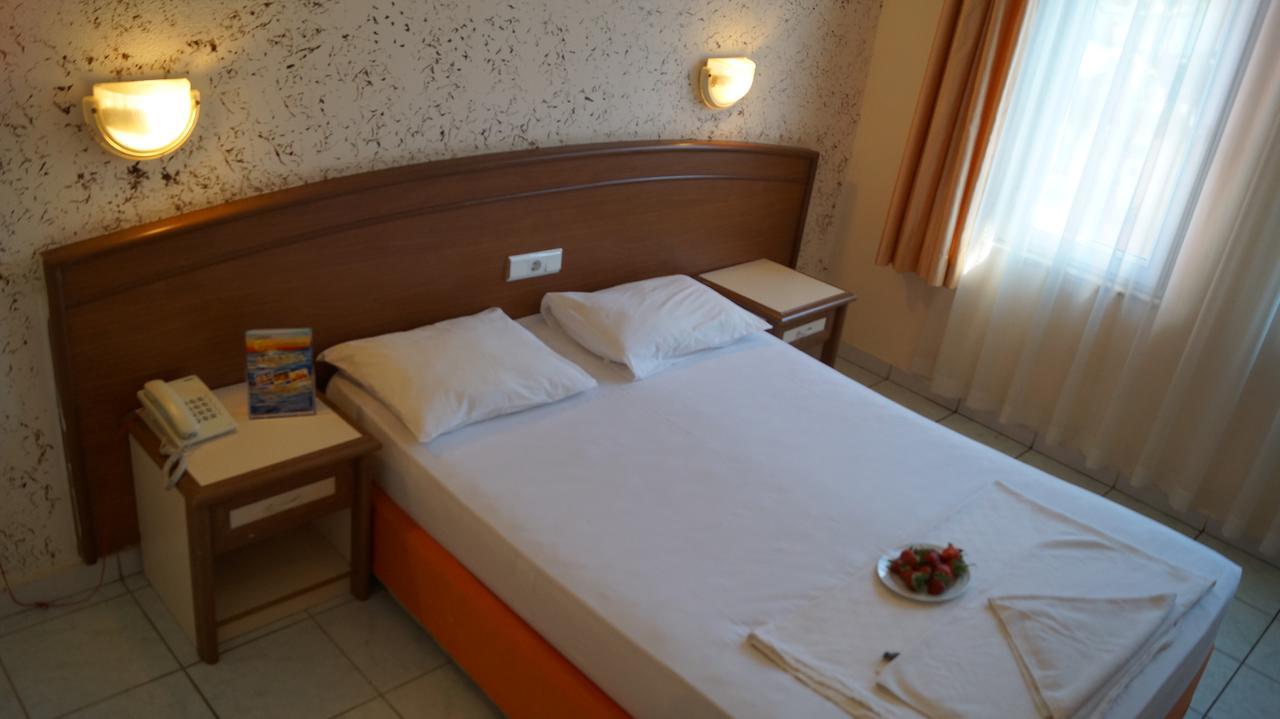 Elegant Baronessa Apart Hotel Alanya Bagian luar foto